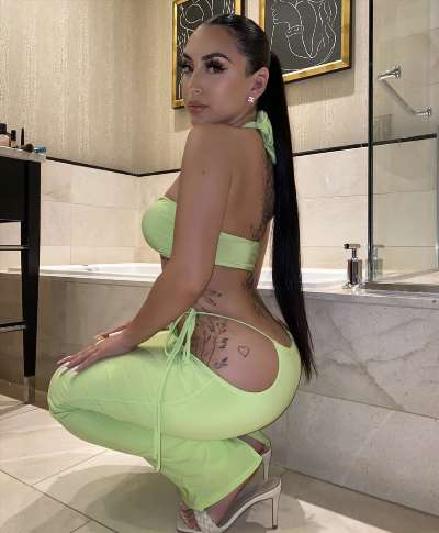 Jennifer город Доскей