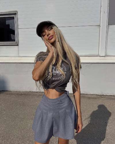 Courtney город Конаково