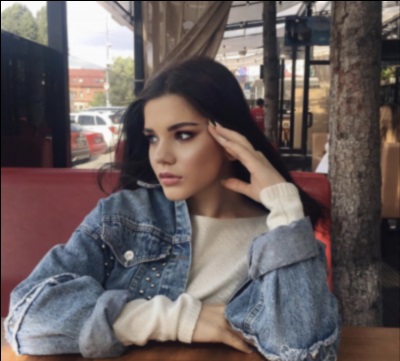 Девочка города Красного Кута